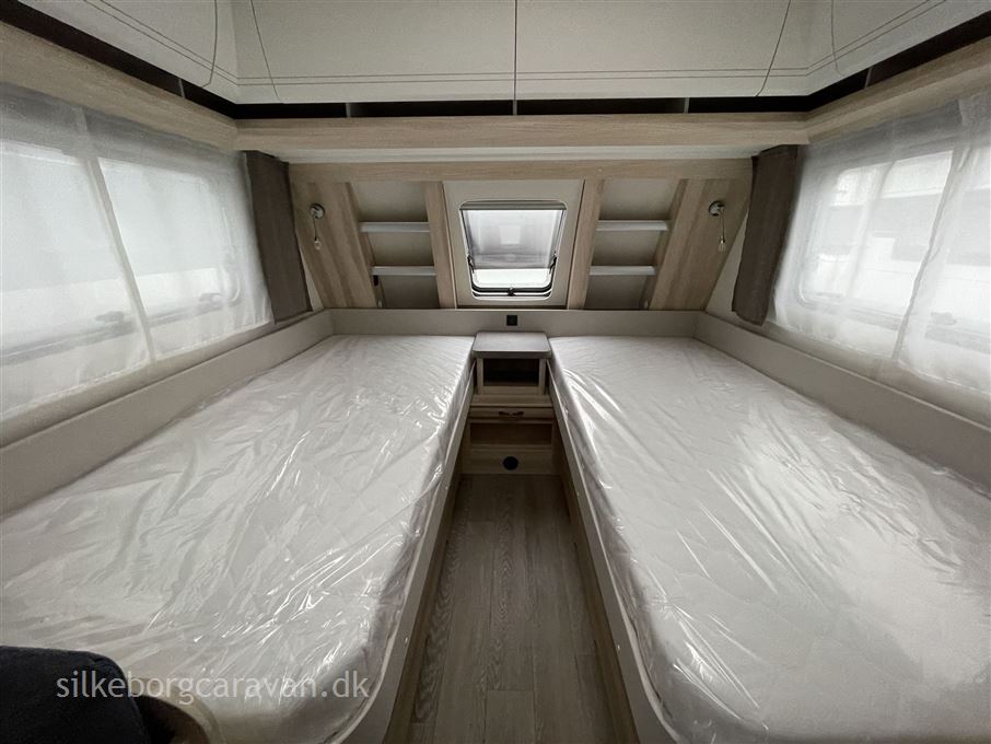 Hobby De Luxe 460 SL DK-Line